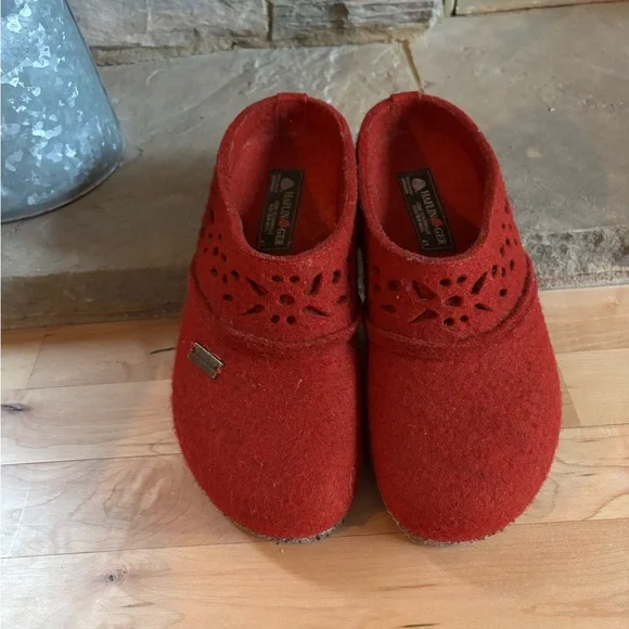 Women's Haflinger Lacey Clog - Chili - Picture 2 of 6